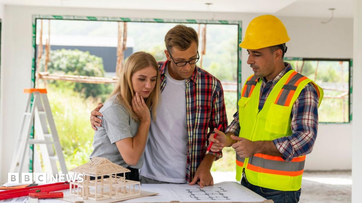 ‘Cowboy builders’ targeted in new government clampdown