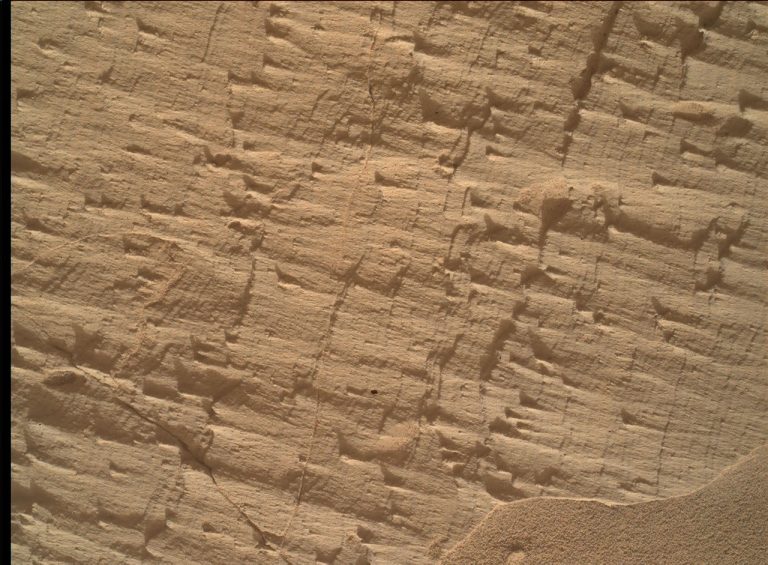 Curiosity Blog, Sols 4968-4974: Rock Climbing Towards the Discontinuity