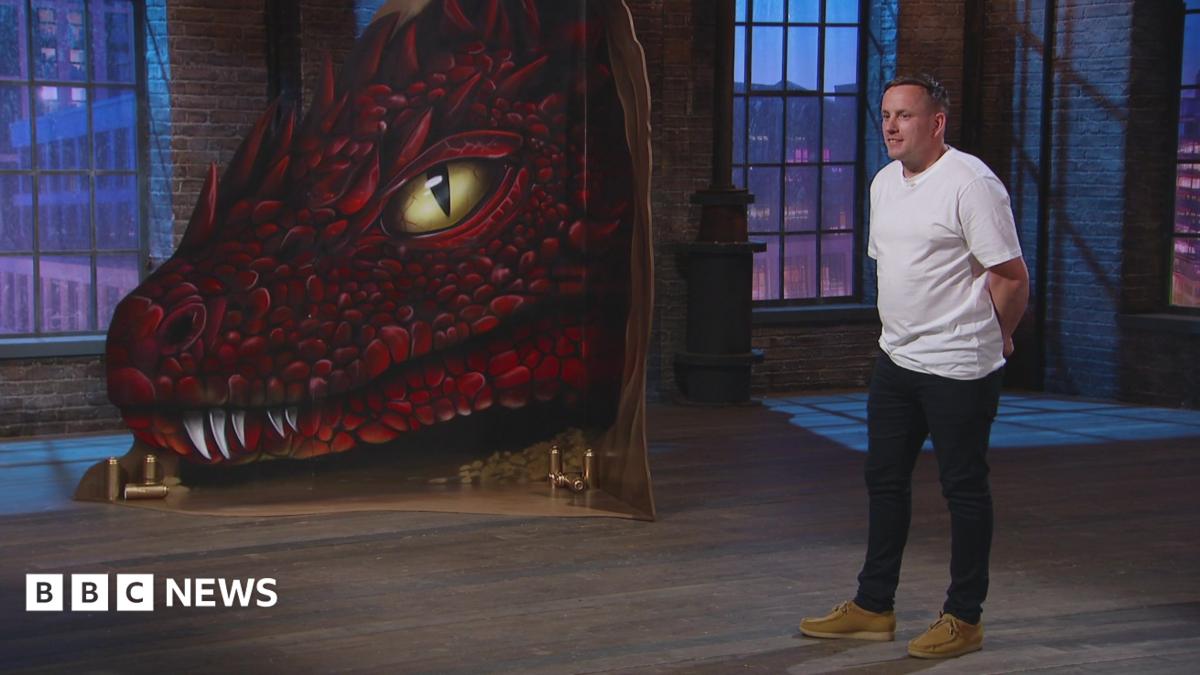 ‘Dragon’ offers street artist advice – and a job