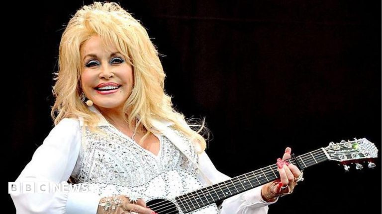Dressing room Dolly Parton ‘just gorgeous’, says The One Show’s Alex Jones