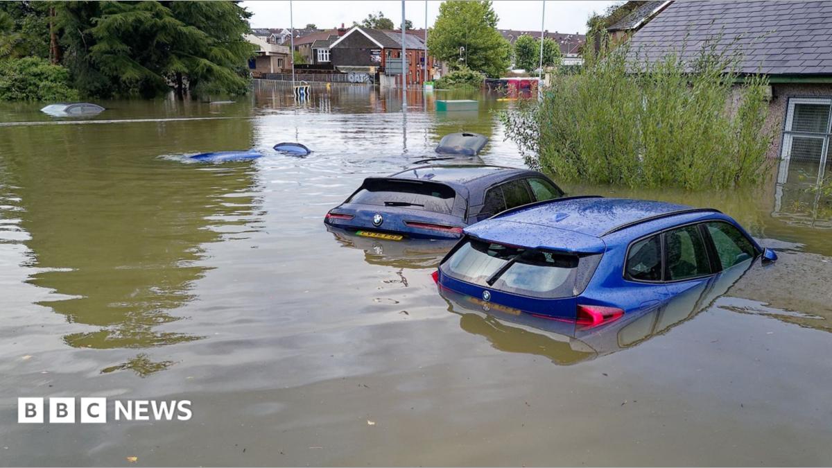 Flash flooding risk as heavy rain hits UK