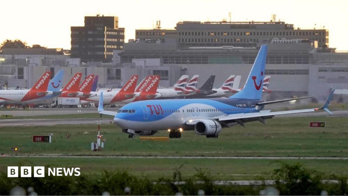 Gatwick Airport facing water outage after main burst