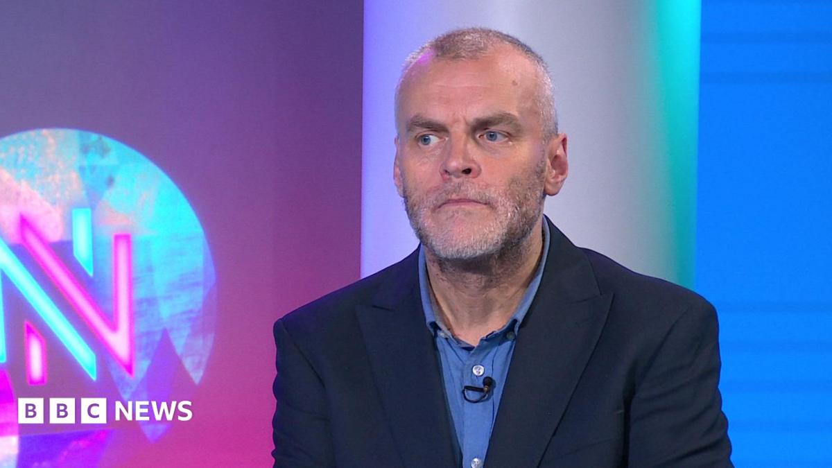 Reform suspends Tory defector after criticism of senior figures