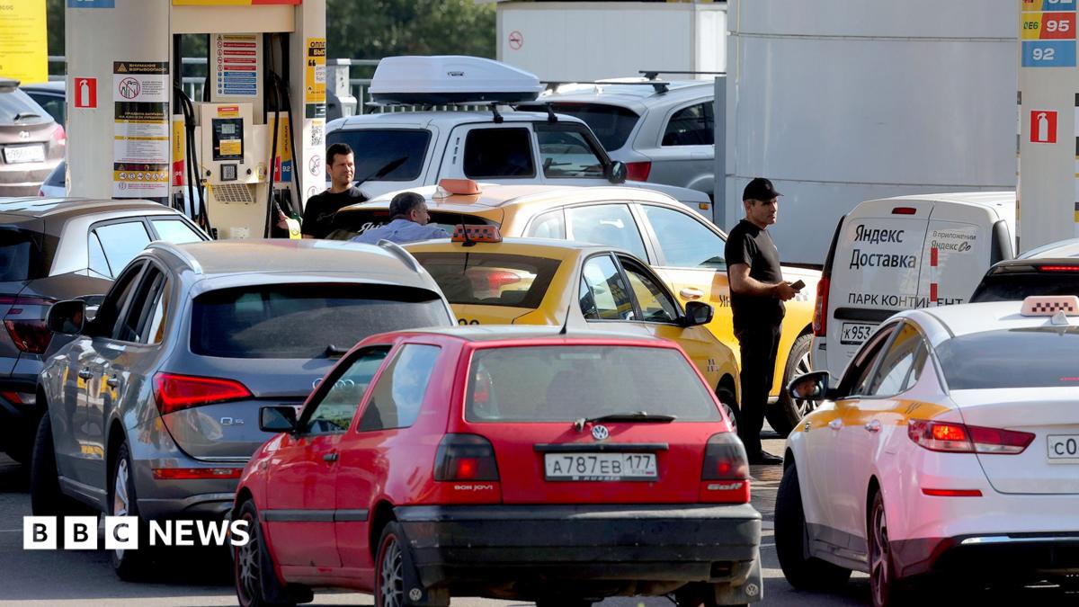 Rosenberg: Shortage of petrol but not patriotism as Russians feel growing impact of war