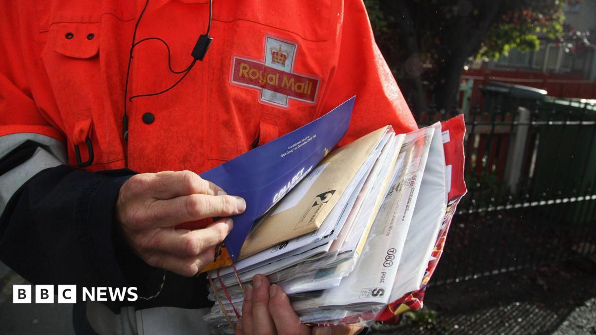 Royal Mail misses delivery targets again but hails ‘encouraging’ signs