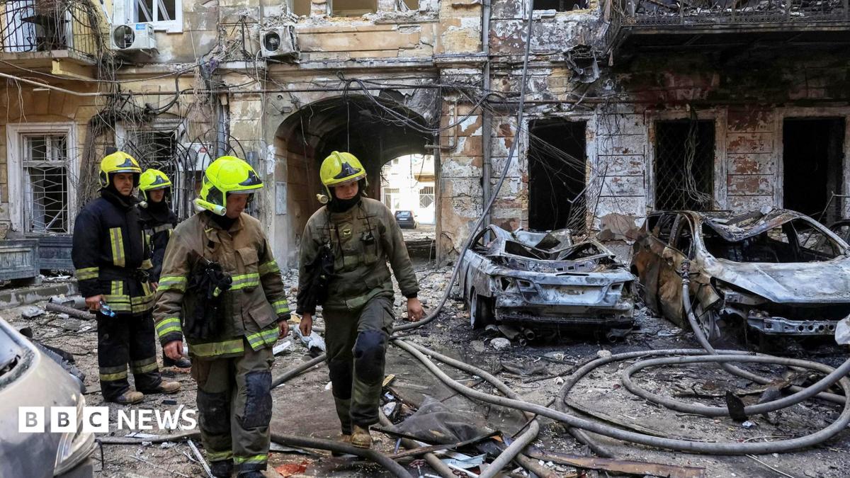 Russia and Ukraine trade more deadly strikes