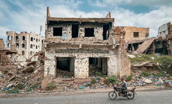 Security Council LIVE: Escalating attacks threaten peace in Yemen