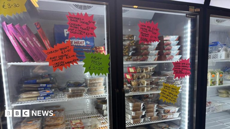 ‘Social supermarket’ to take over vacant shop