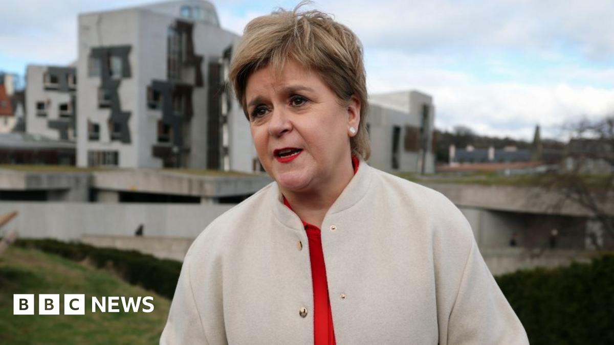 Supreme Court asked to settle dispute over Sturgeon inquiry documents
