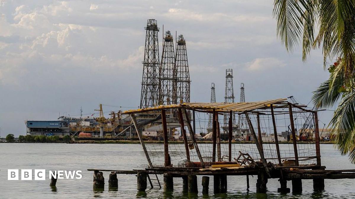 Trump says US has ‘historic’ deal to control 65bn barrels of Venezuela’s oil
