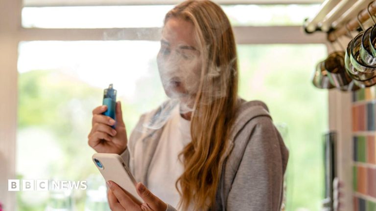 Vapes could lead to health harms in children, doctors warn