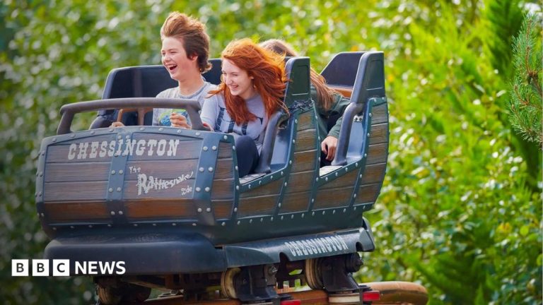 Water outage forces Chessington theme park to close