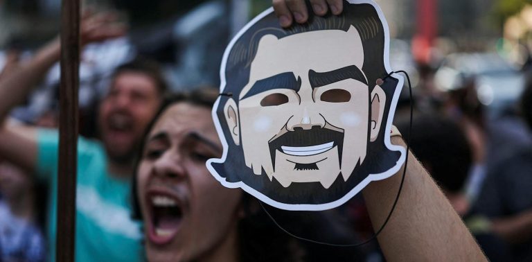 Banking scandal rocks Brazil’s politics and the country’s presidential election in October