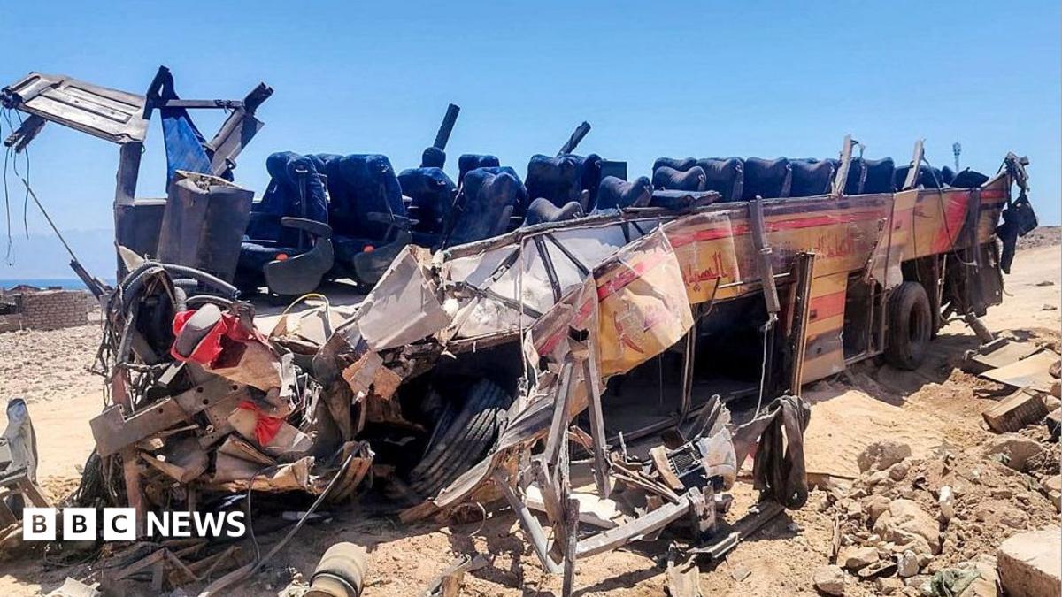 Bus crash on Egypt’s Red Sea coast kills 16