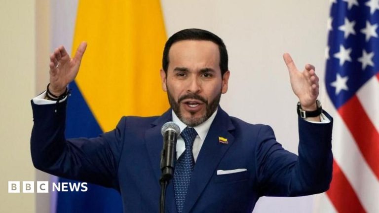 Colombia’s new president loosens gun control rules