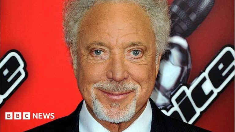 ‘I didn’t want to leave The Voice’, says Sir Tom Jones