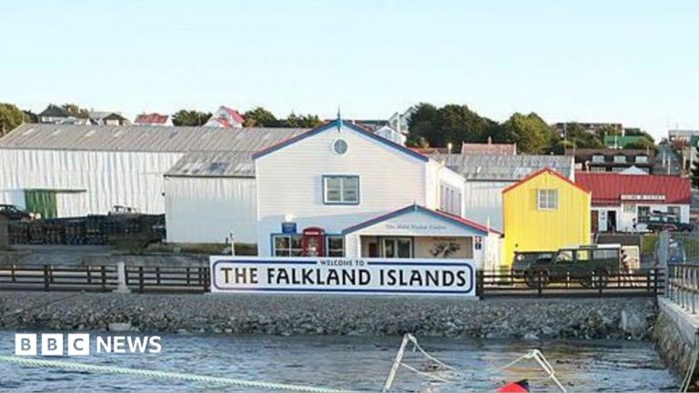 Iceland to open first store in the Falklands