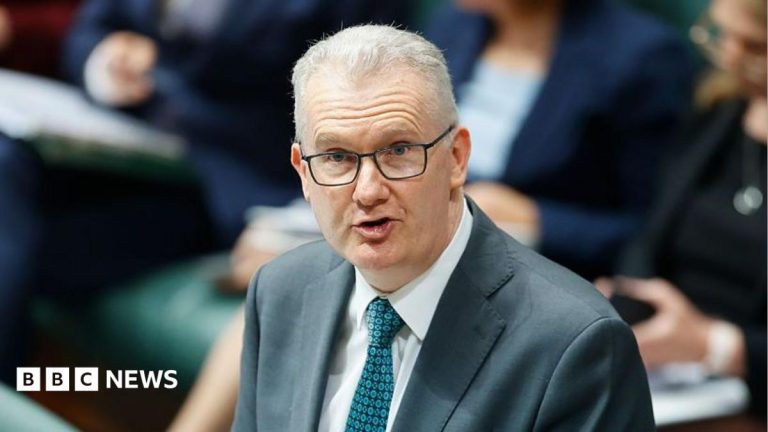 International students, ‘visa hoppers’ and backpackers targeted in Australia migration crackdown