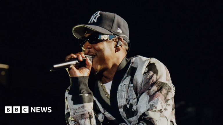 Lauryn Hill, Wyclef and Giggs among surprise guests at Jay-Z’s long-awaited UK show