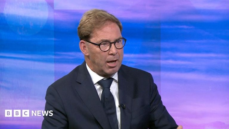MoD withheld information about nuclear test veterans’ records, ex-minister claims