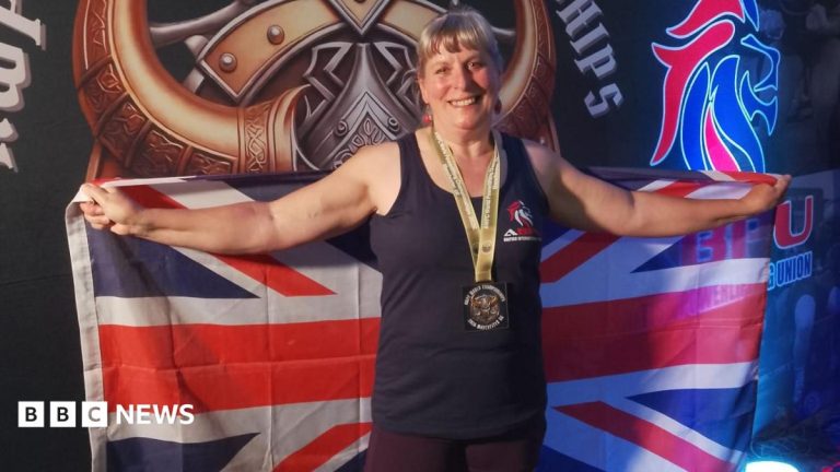 The Deadlifting Grandma: ‘I’m a world champion’