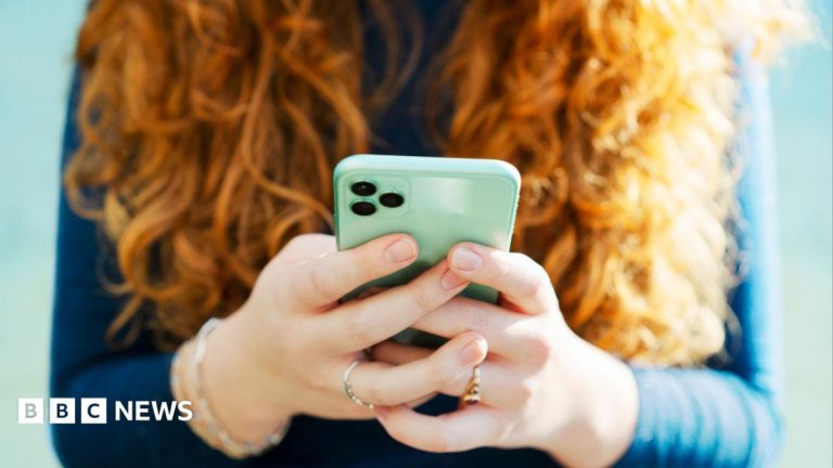 ‘Add me to WhatsApp’ scam calls to be investigated