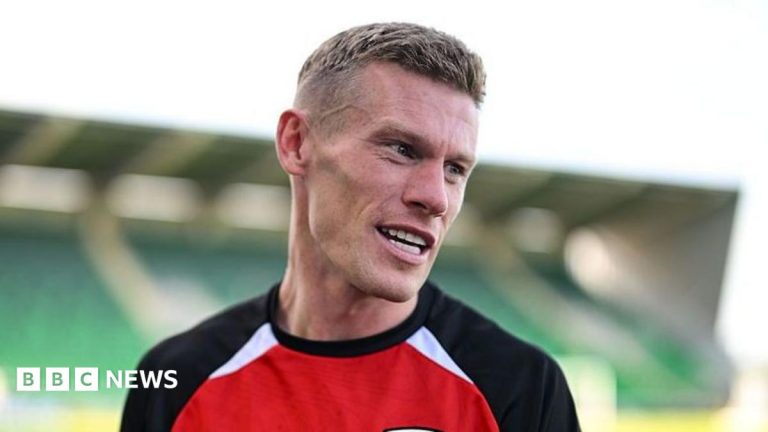 Charity offers to meet James McClean over therapy comments