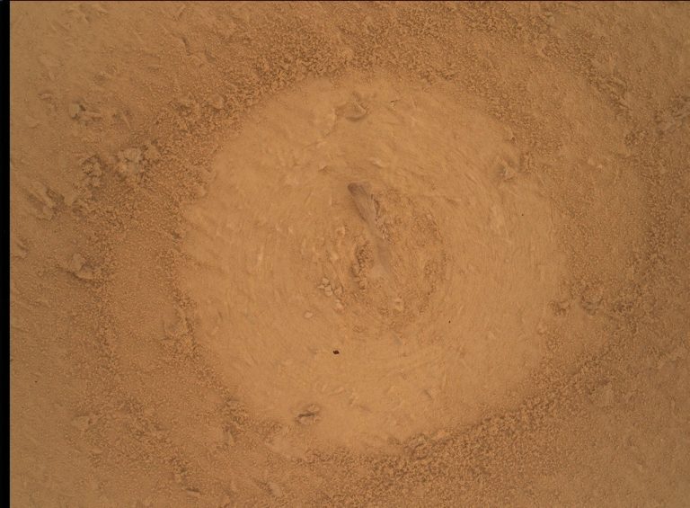 Curiosity Blog, Sols 5022-5028: Cashing in at Cache Creek