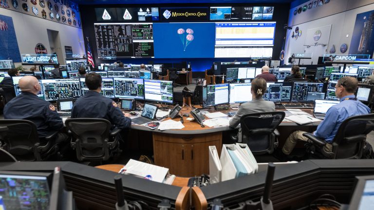 La NASA abre solicitudes para próxima promoción de directores de vuelo