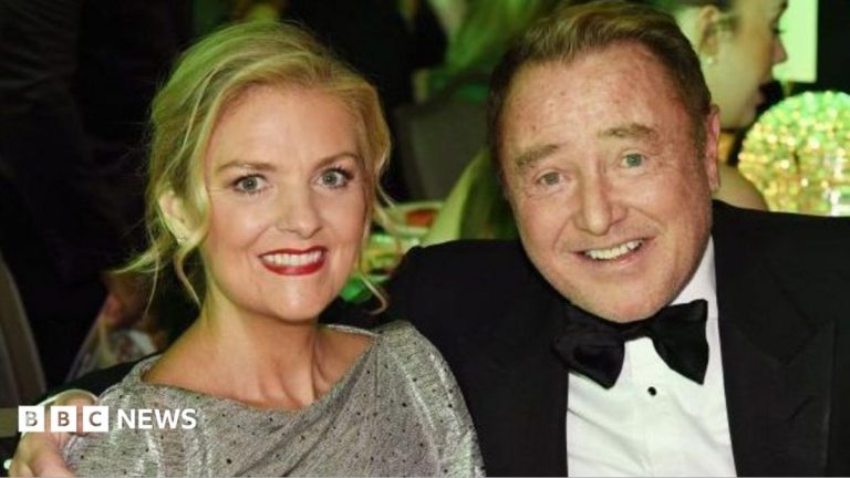 Niamh O’Brien, dancer and wife of Michael Flatley, dies at 52