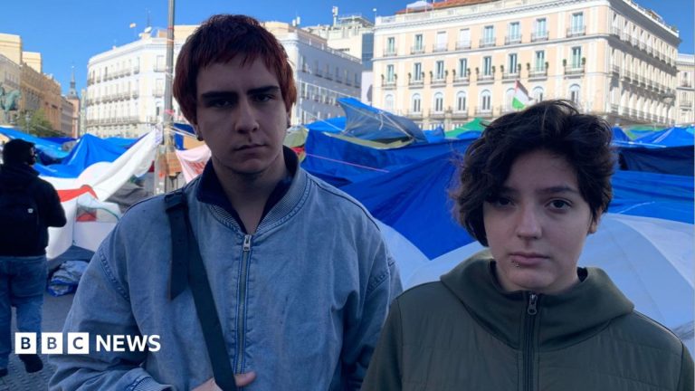 Protesters blame ‘vulture funds’ for Spain’s housing crisis