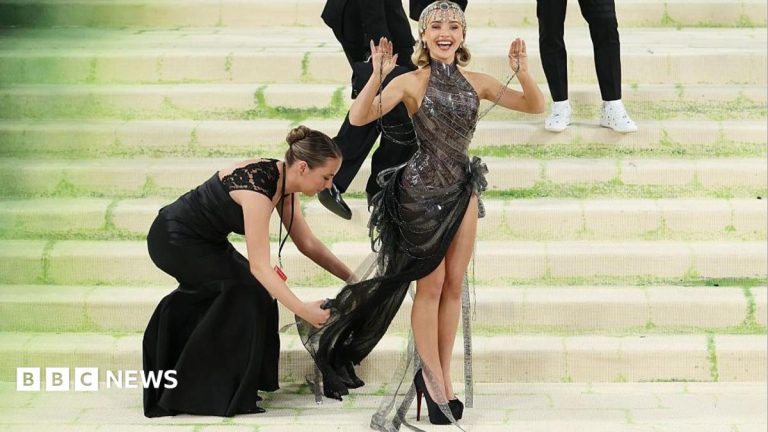 The Sabrina Carpenter clip which helped a 22-year-old make £120,000 a year