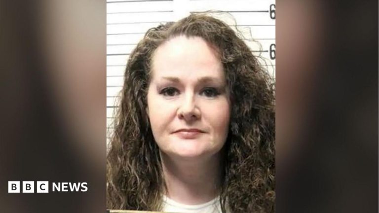 US murderer Christa Pike unconscious and on ventilator after failed execution, lawyers say